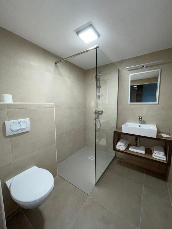 Hotel Roskar Птуй Екстериор снимка